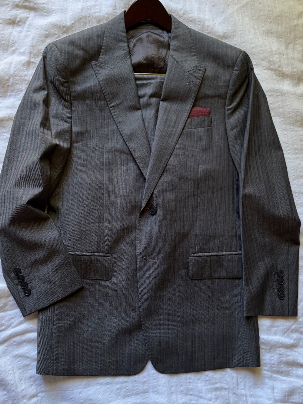 Versace Gray Suit, worn once, made in Italy, size 38